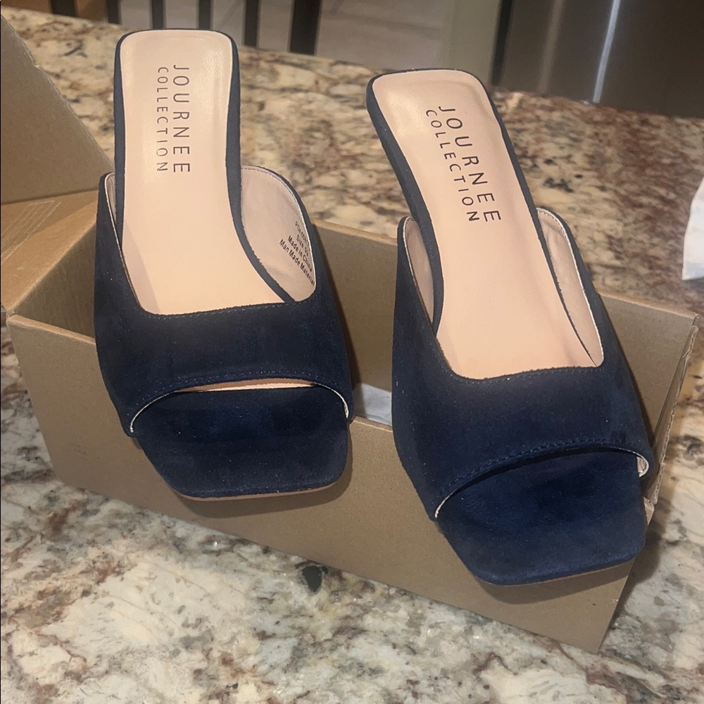Journee Collection Women's Dark Blue Mules